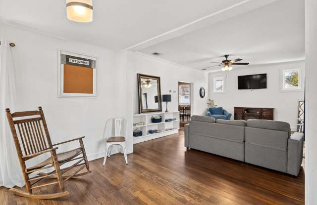 314 QUEEN ANNE CT Gallery 3