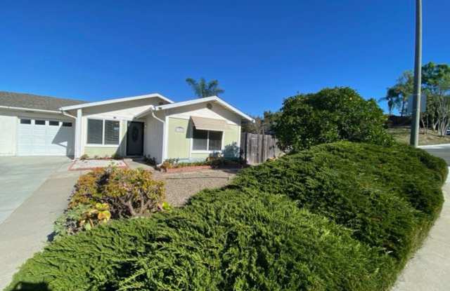 Cozy 2 Bed 1 Bath in the Peacock Hills 55+ Community! photos photos