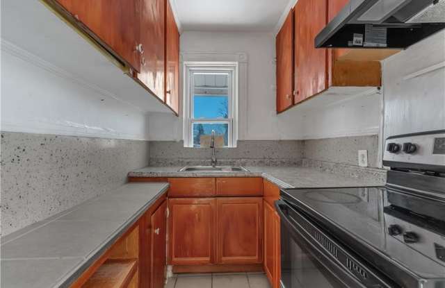 1070 Main Street unit: 2 - 1070 Main Street, West Warwick, RI 02893