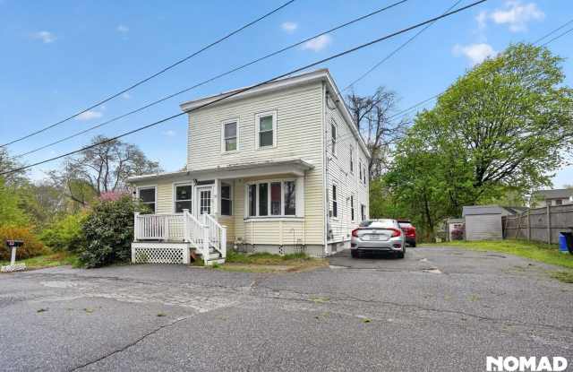 Spacious 4BR House in Haverhill photos photos