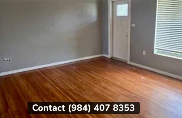 15001 NW 11th Ct Gallery 4