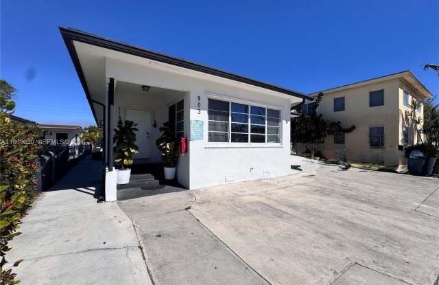 903 80th St photos photos