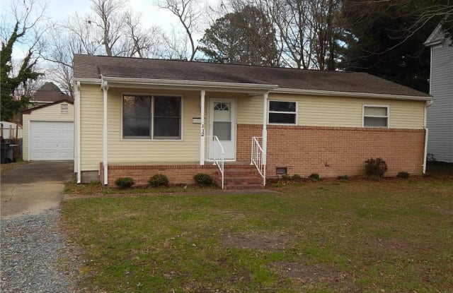 112 Locust AVE - 112 Locust Avenue, Hampton, VA 23661