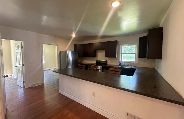 35 Broderick St photos photos