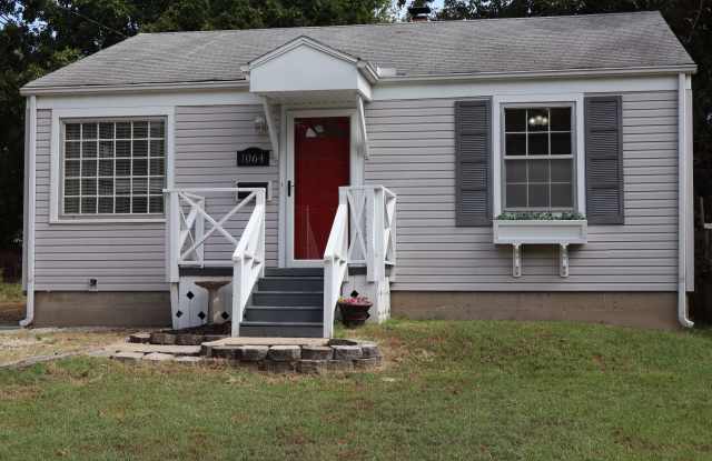 1064 South Thelma Avenue Gallery 2