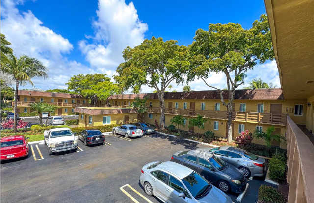 AFFORDABLE LIVING - CLOSE TO EVERYTHING! - ASK ABOUT OUR MOVE IN SPECIALS! - Habla Espanol Gallery 3