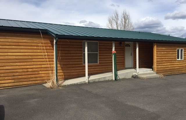 Beautiful 3 bedroom Overlooking River Gallery 4