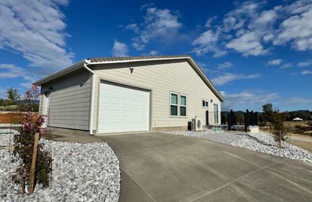 Breathtaking Views – Brand New 2 Bed, 1.5 Bath Home for Rent! Available Nov 1st | Mt. Bally | Mt. Copley | Mt. Lassen | 360° Views photos photos
