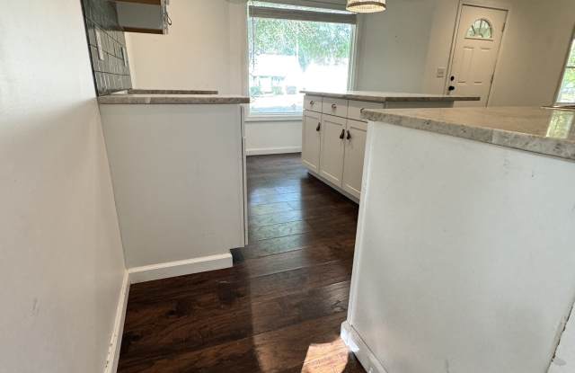 18462 Grandville Avenue Gallery 1