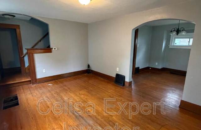 4130 Hoagland Avenue Gallery 2