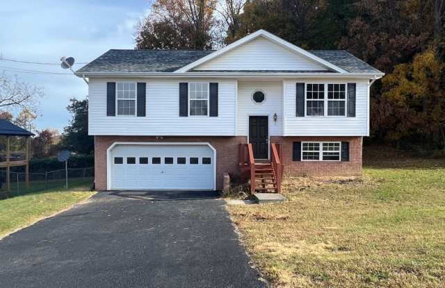 3 bed 2 bath + 2 car garage- Jonesborough photos photos 3 bed 2 bath + 2 car garage- Jonesborough photos photos