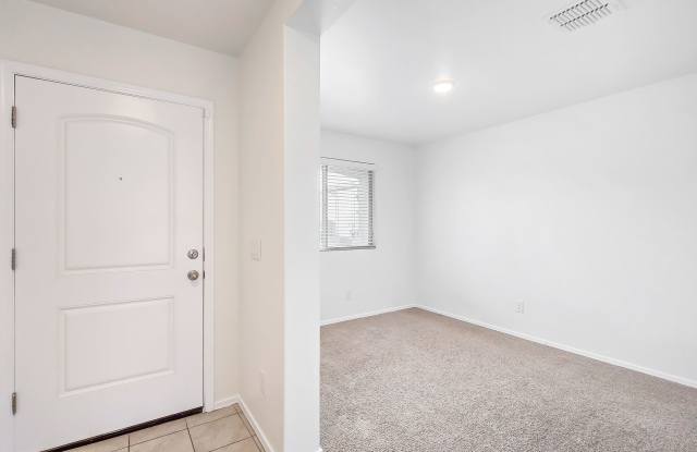 SOLAR makes this like new home a bargain! Gallery 4