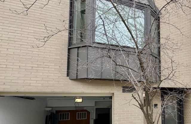 1628 N Mohawk Street photos photos