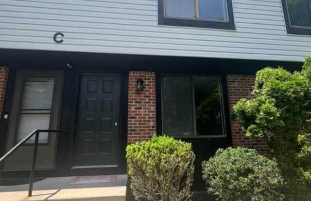 935 Pinecrest Dr - 935 Pinecrest Drive, Cumberland, MD 21502