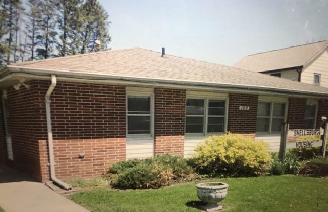 109 Cottage St - 4 photos photos