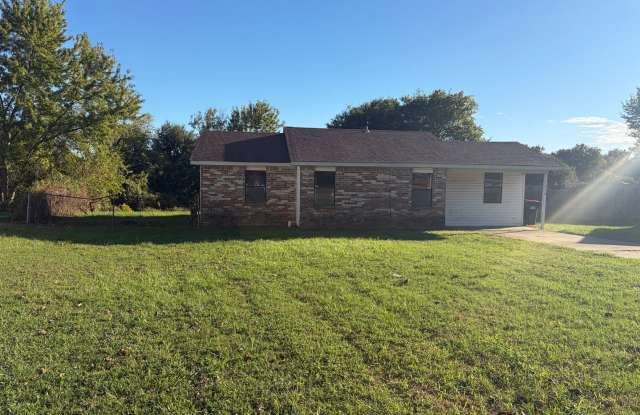 Coming Soon!! 4 Bedroom and 1 Bathroom House Gallery 3