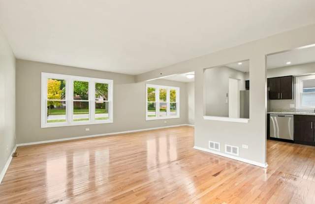 9249 173rd Pl Gallery 4