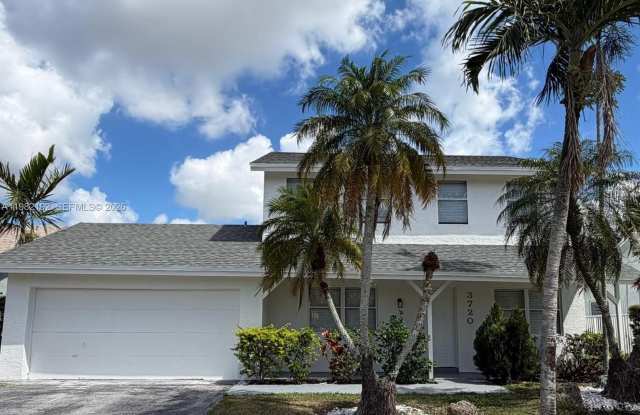 3720 NW 116th Ter photos photos