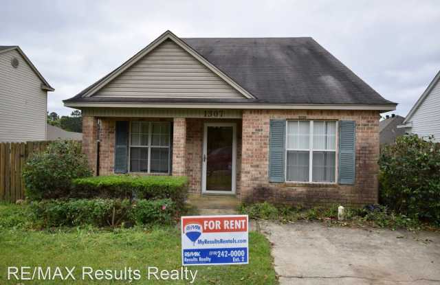 1307 W Kentucky Ave. - 1307 West Kentucky Avenue, Ruston, LA 71270