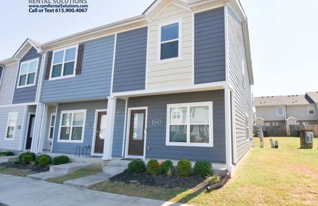 Beautiful, 3-bedroom, 2.5 bath end unit townhome for rent! Gallery 4