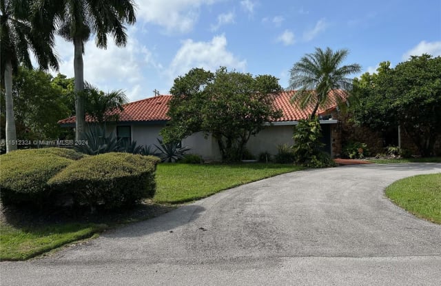 10725 SW 133rd Ter - 10725 Southwest 133rd Terrace, Kendall, FL 33176