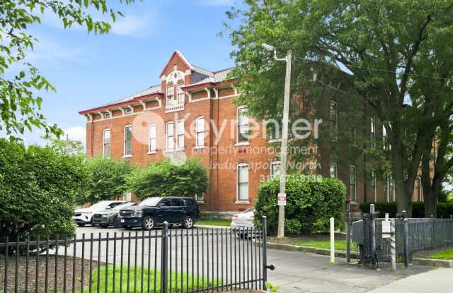 Limited-Time Offer: 2 FREE Weeks' Rent at 714 Buchanan St. Unit 4 photos photos Limited-Time Offer: 2 FREE Weeks' Rent at 714 Buchanan St. Unit 4 photos photos