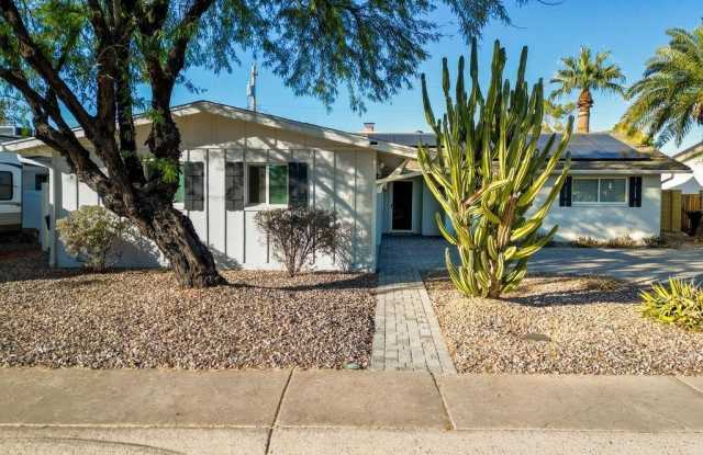 8656 E Solano Drive Gallery 2