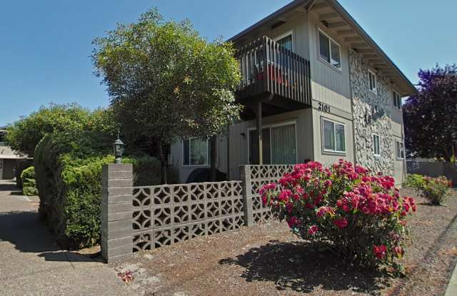 1 Bedroom Apartment ~ Close to Campus ~ Cat Friendly photos photos 1 Bedroom Apartment ~ Close to Campus ~ Cat Friendly photos photos