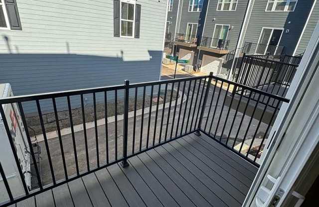 Room in 2 Bedroom Home at Cleburne Ave photos photos