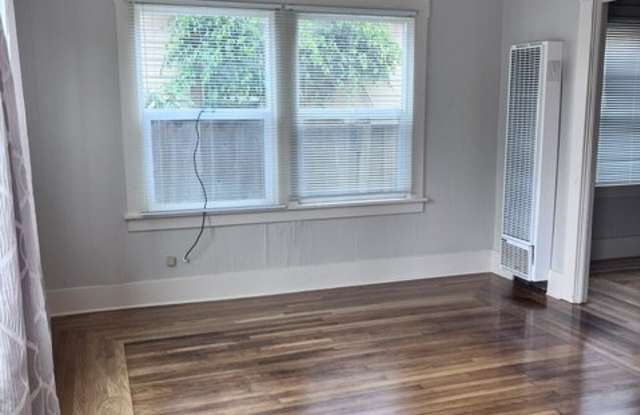 208 Myrtle Street photos photos