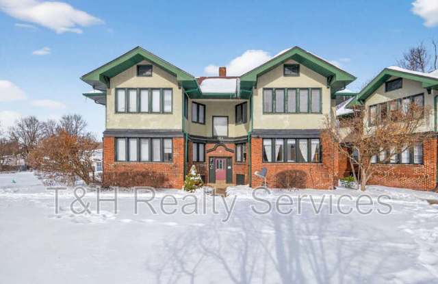 3504 E Fall Creek Parkway North Dr photos photos