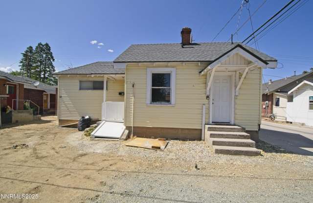 60 1/2 Boyd Place Gallery 2
