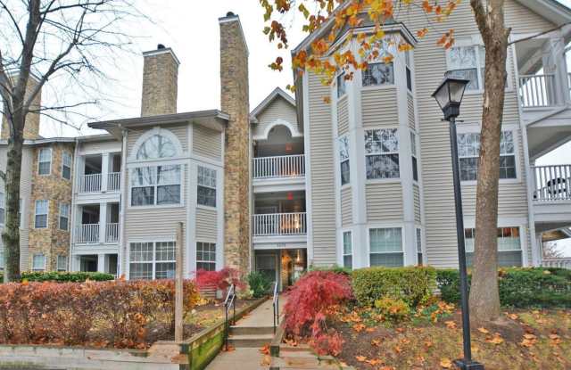 5608 WILLOUGHBY NEWTON DRIVE - 5608 Willoughby Newton Drive, Centreville, VA 20120