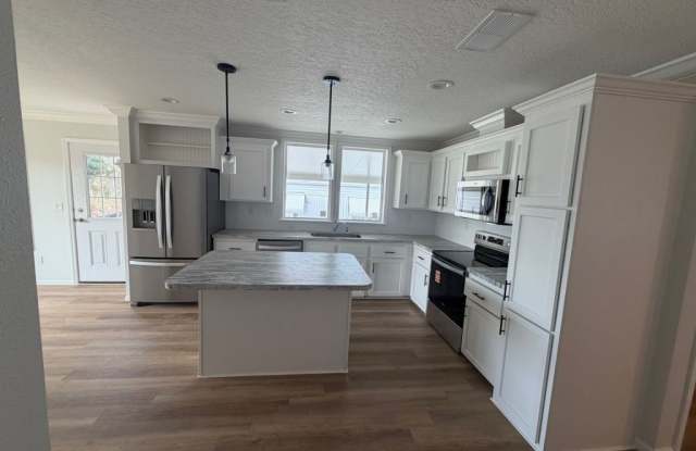 388 Sunshine Drive Gallery 3