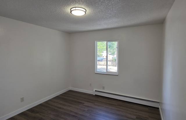 1025 Cedar Way - 4 Gallery 2