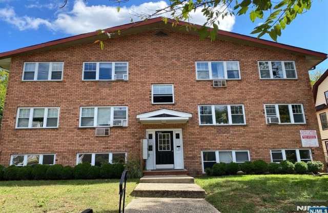 35 Willow Street B4 photos photos