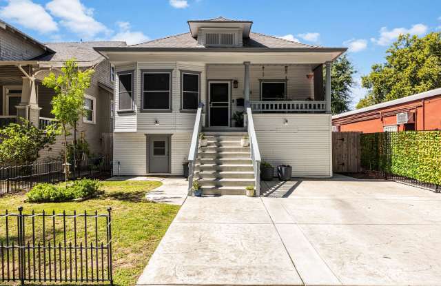 Updated Midtown Home photos photos Updated Midtown Home photos photos