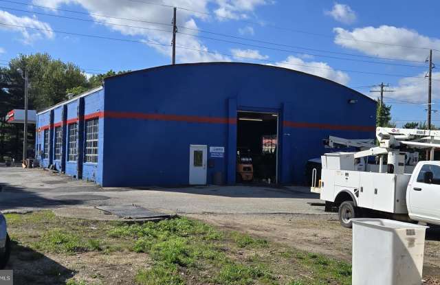 541 KINGS HIGHWAY photos photos