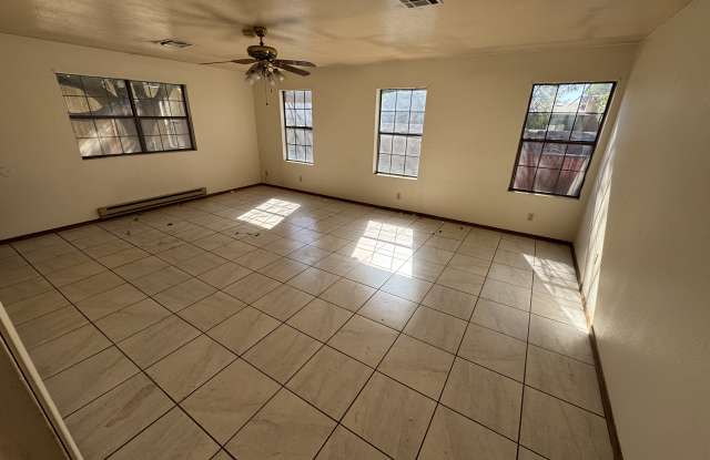 3802 Azalea Drive Gallery 2