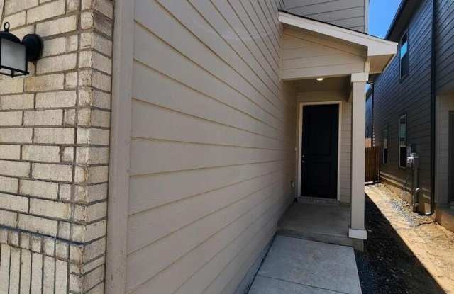 14839 Vance Jackson Rd. Gallery 3