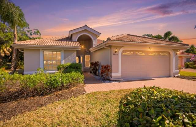 5829 Fairwoods Cir photos photos