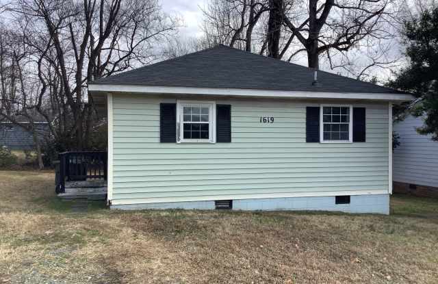 3 Bedroom 1 Bathroom House photos photos