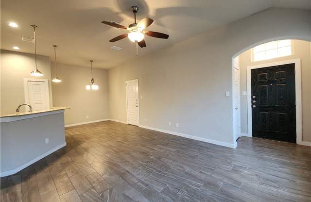 1115 Creekside Orchard Gallery 4