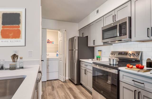 Latitudes photos photos