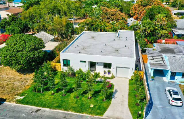 369 Orange Way photos photos
