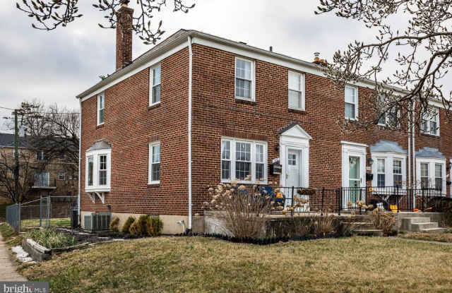 312 SMALL COURT photos photos