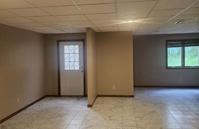 4403 Windsor Court photos photos
