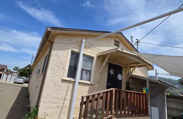 2 bedroom 1 bathroom with A/C photos photos
