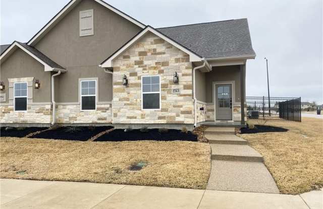 1763 Summit Crossing Lane photos photos
