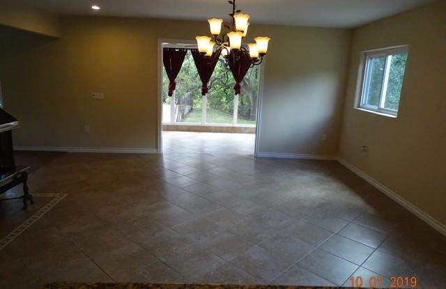 25334 Triangle Loop Gallery 4